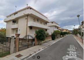 Strongoli marina Appartamento